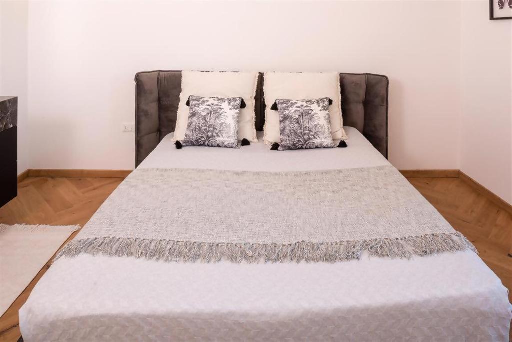 Destiny Home 5 Μπαρντολίνο Εξωτερικό φωτογραφία